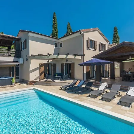 Holiday home Dali *